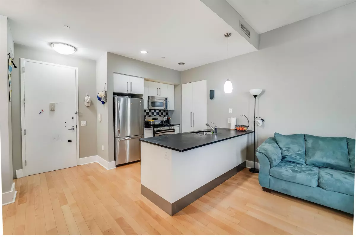 Jc Journal Square, NJ 07304,4 BEACON WAY  #1411