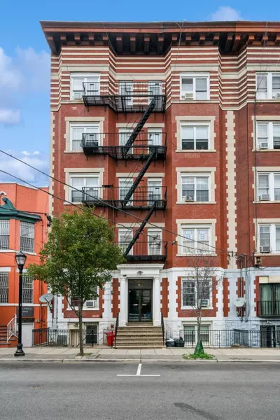 320 49TH ST  #2D, Union City, NJ 07087