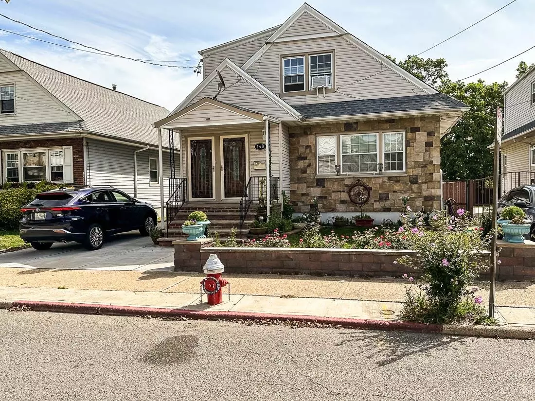 Jc West Bergen, NJ 07305-0000,148 SYCAMORE RD