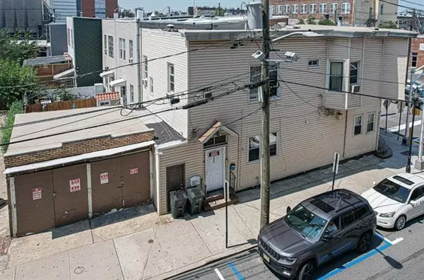 Union City, NJ 07087,2314 KERRIGAN AVE