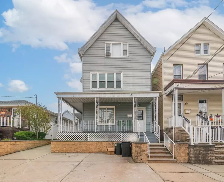 280 AVENUE C, Bayonne, NJ 07002