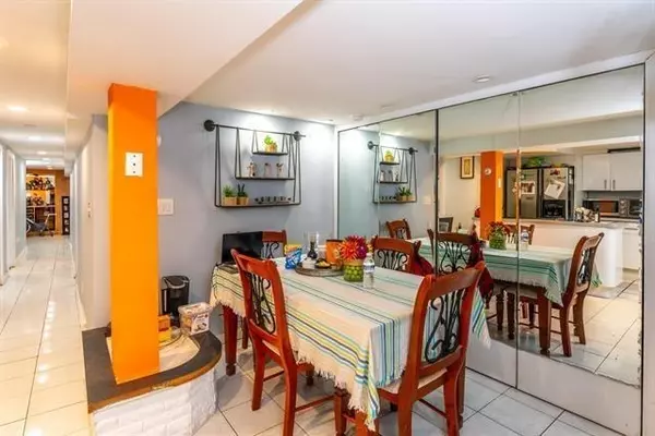 Union City, NJ 07087,721 25TH ST