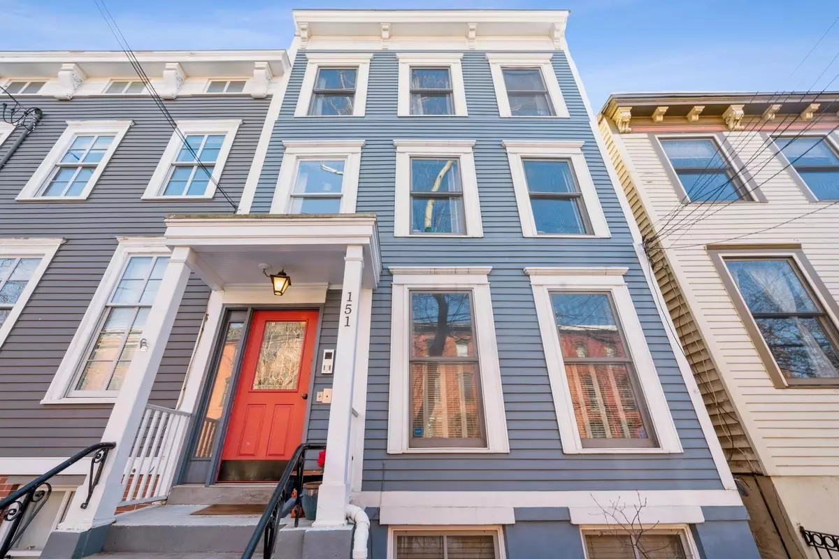 Jc Downtown, NJ 07302,151 SUSSEX ST #1