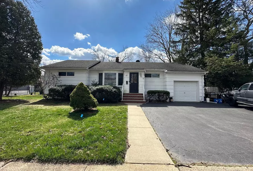 37 BIRCHWOOD DR, Wayne, NJ 07470-3406