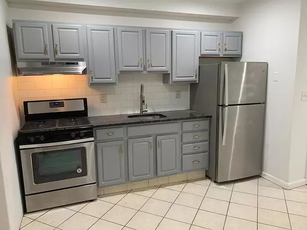 Jc Heights, NJ 07307,86 GRIFFITH ST