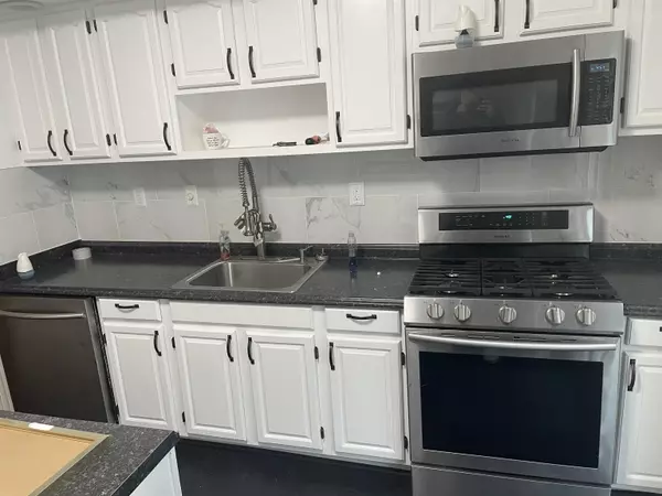 Jc Bergen-lafayett, NJ 07305,526 GARFIELD AVE