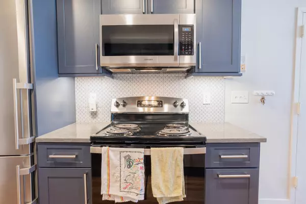 Union City, NJ 07087,222 48TH ST  #4J