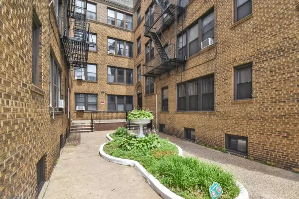 Union City, NJ 07087,148 37TH ST #D5