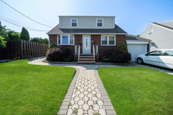 Secaucus, NJ 07094,695 4TH ST