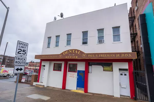 2403 JOHN F KENNEDY BLVD, Jc Bergen-lafayett, NJ 07304