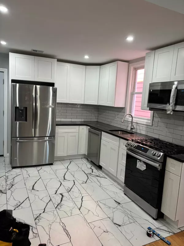 Jc Bergen-lafayett, NJ 07305,19 DWIGHT ST