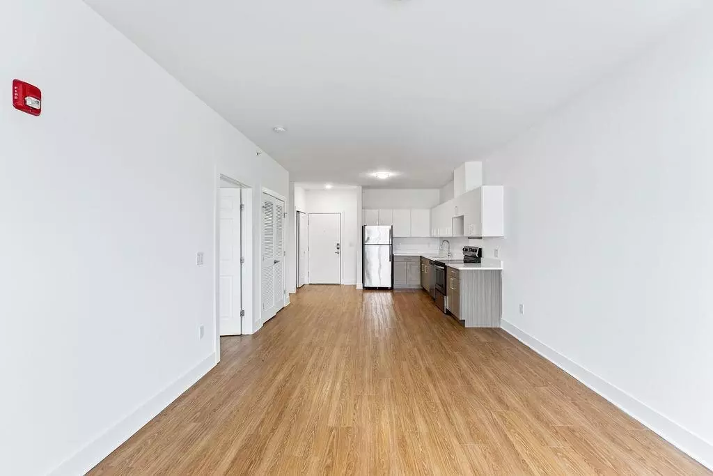 Jc West Bergen, NJ 07304,429 BERGEN AVE  #404
