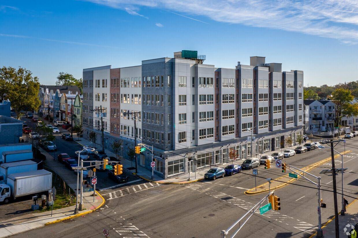 1542-1544 KENNEDY BLVD #303, Jc Greenville, NJ 07305