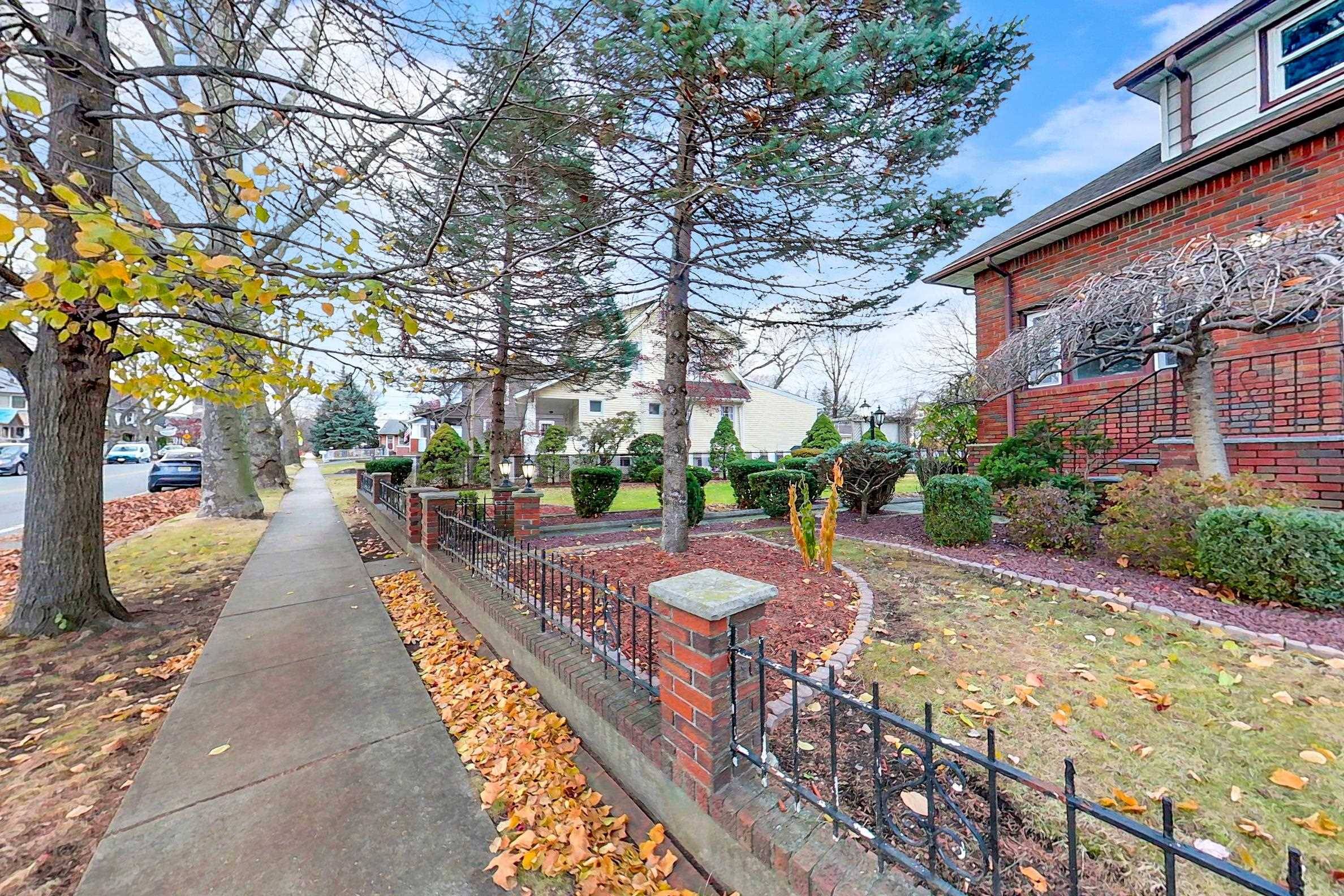Hawthorne, NJ 07506,341 DIAMOND BRIDGE