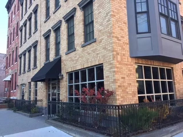 550 OBSERVER HIGHWAY, Hoboken, NJ 07030