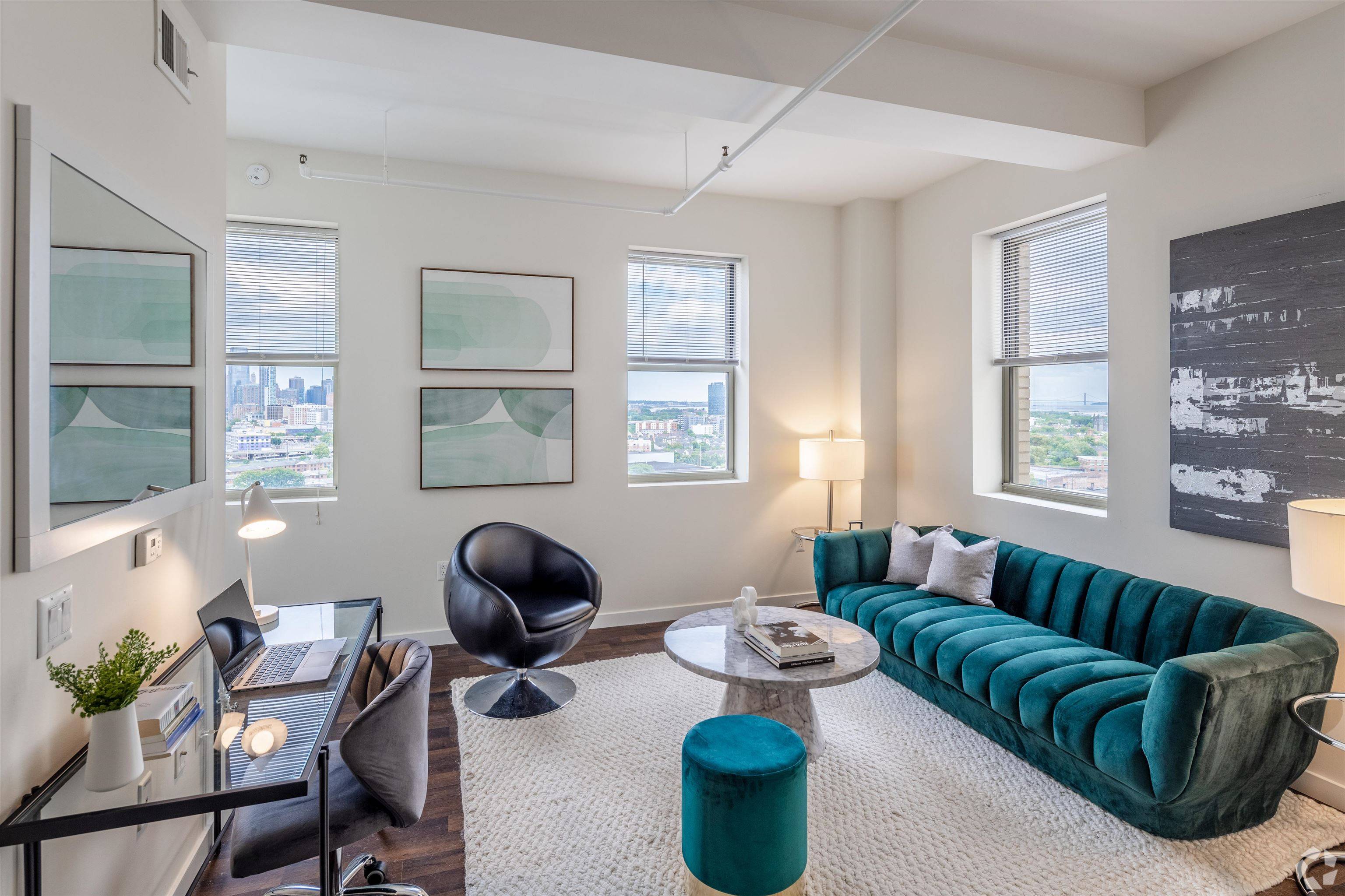 20 BEACON WAY #903, Jc Journal Square, NJ 07304