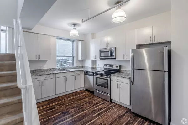 20 BEACON WAY #O-B4, Jc Journal Square, NJ 07304