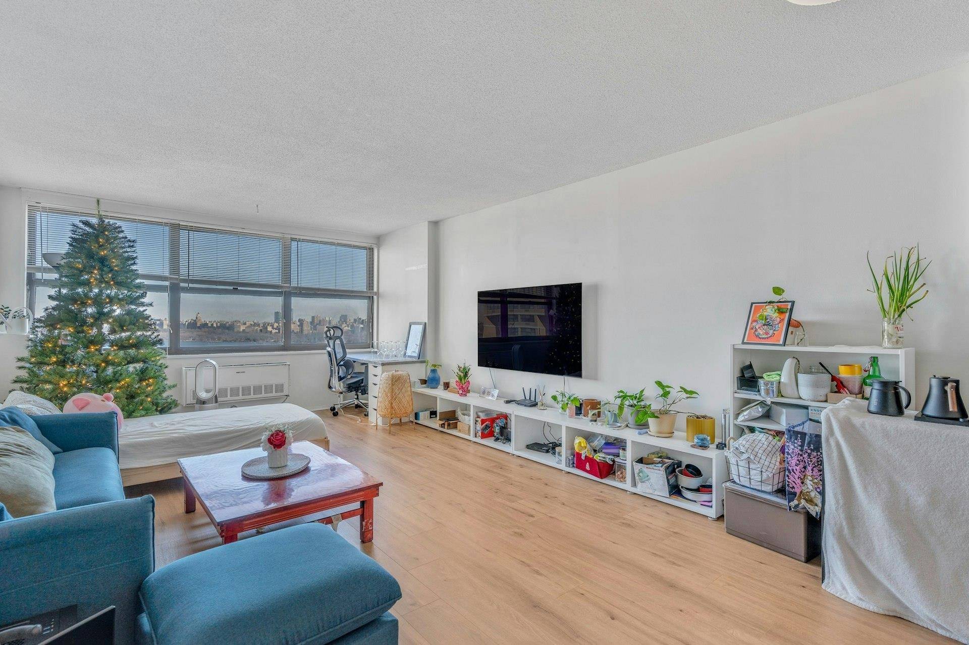 Guttenberg, NJ 07093,7002 BLVD EAST  #26C