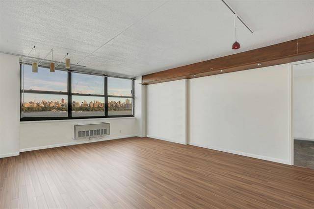 7002 BLVD EAST  #8P,  Guttenberg,  NJ 07093