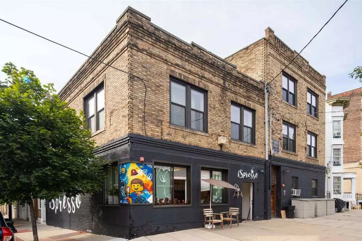 Union City, NJ 07087,4701 PARK AVE