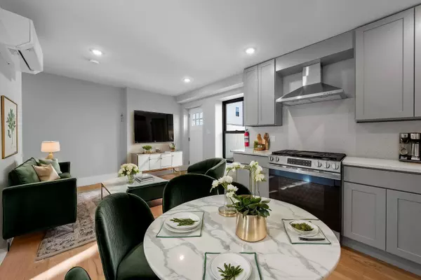13 MANHATTAN AVE  #Rear, Jc Heights, NJ 07307