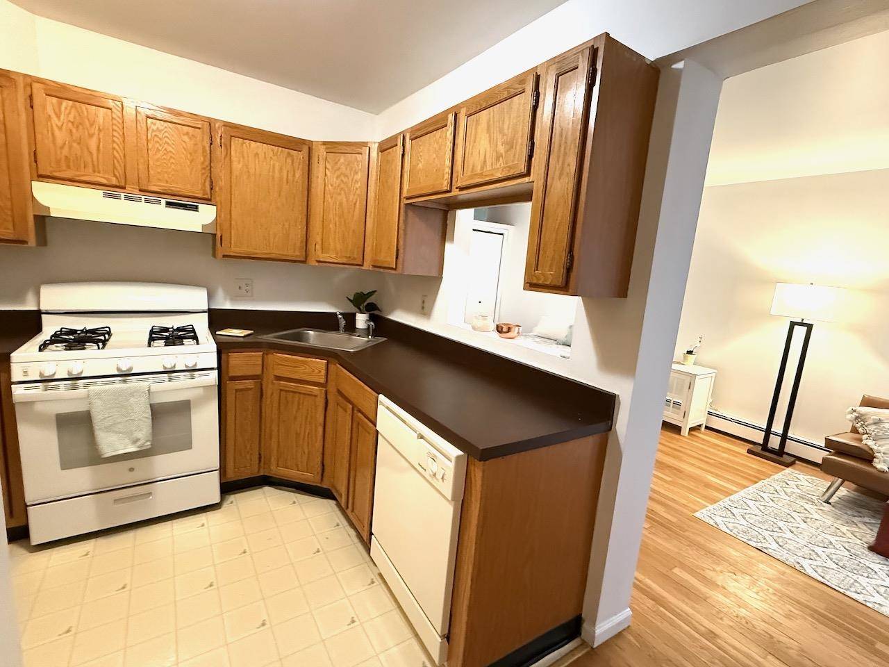 Hoboken, NJ 07030,235 PARK AVE  #1C