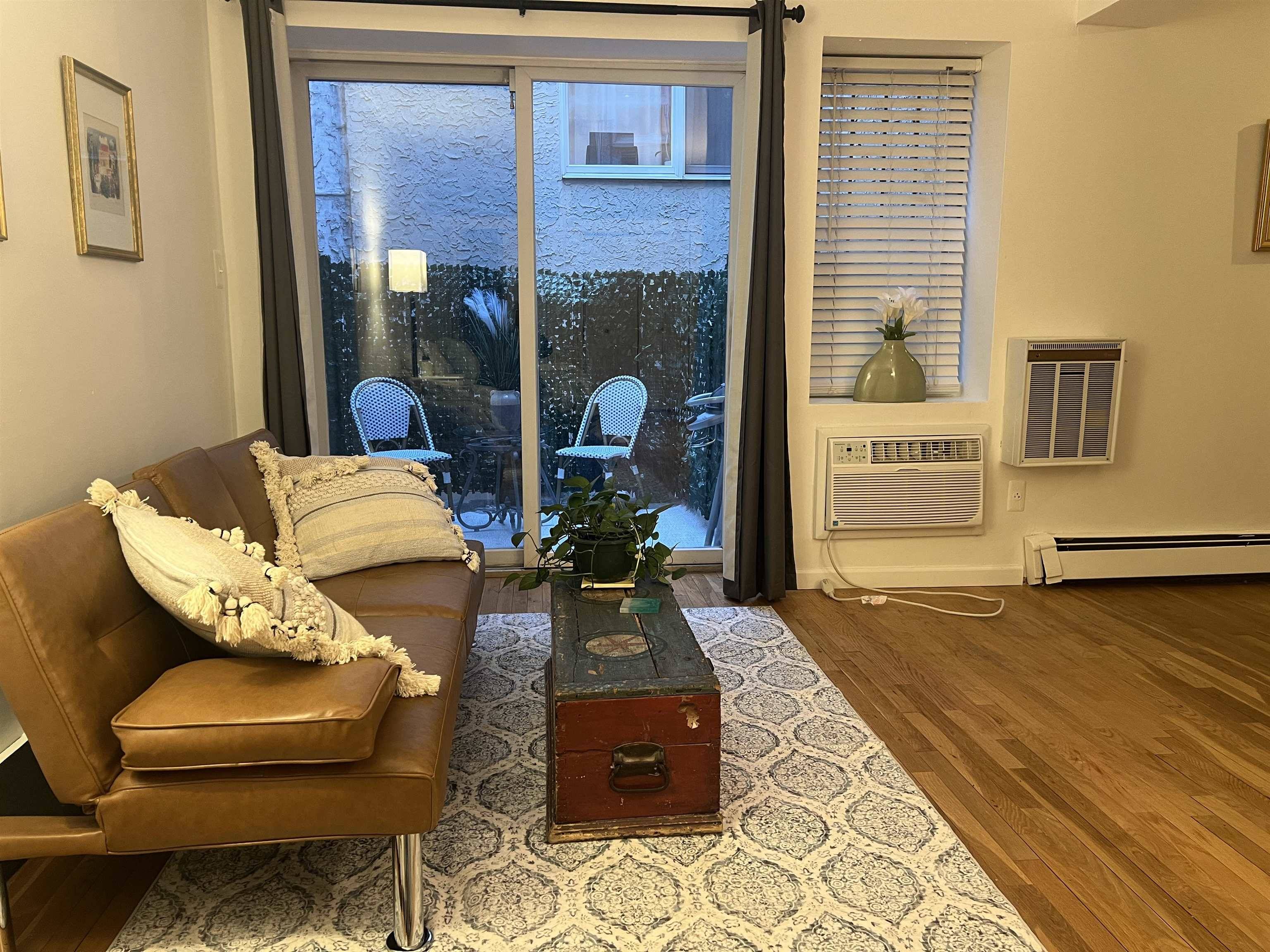 Hoboken, NJ 07030,235 PARK AVE  #1C