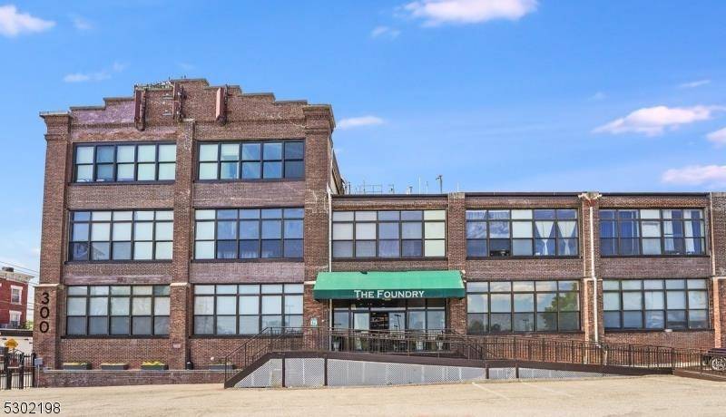 300 COMMUNIPAW AVE #122, Jc Bergen-lafayett, NJ 07304