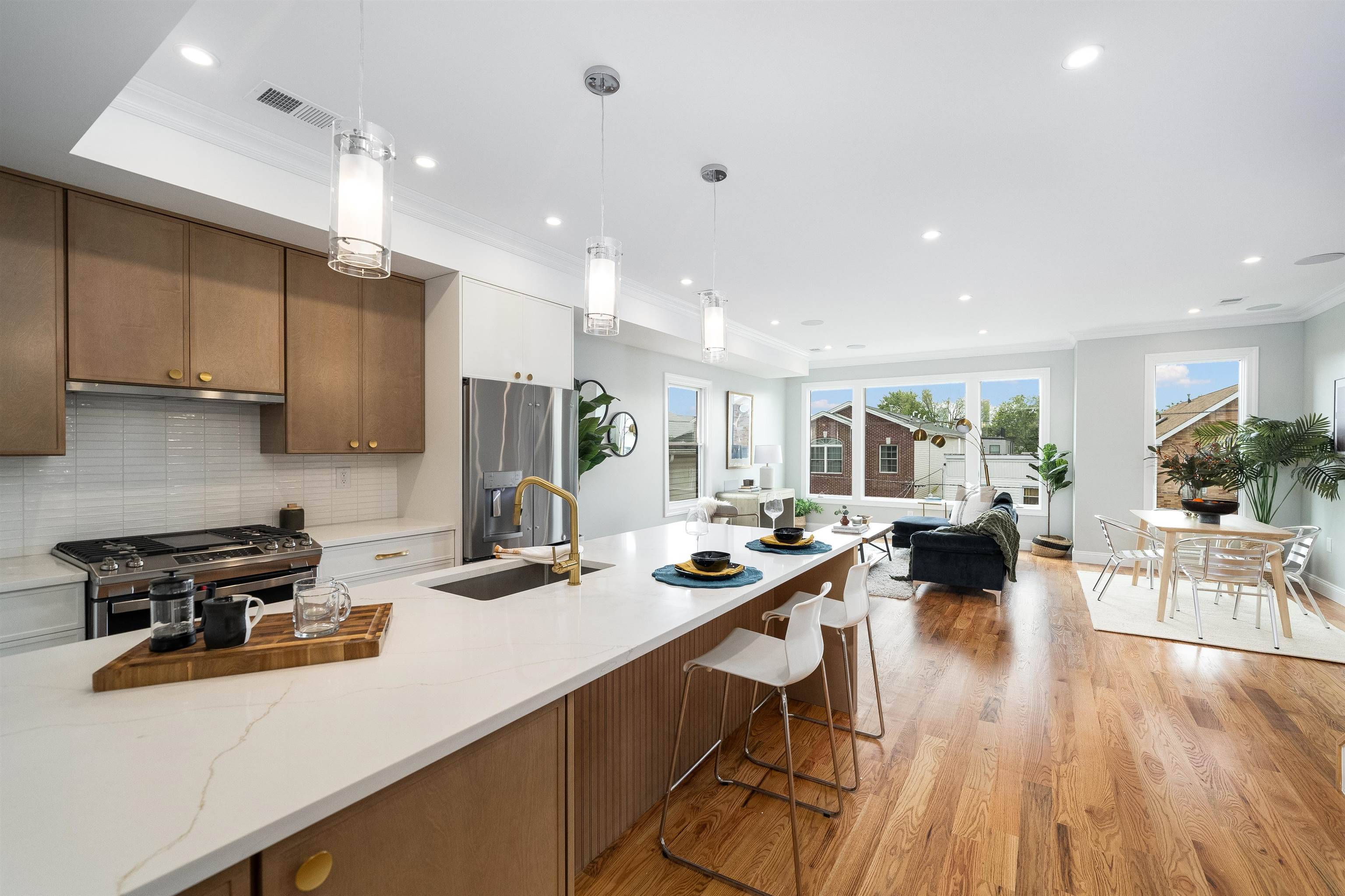 Jc Heights, NJ 07307,234 SOUTH ST  #2