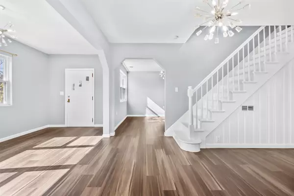 Moonachie, NJ 07074,30 BRUNO ST