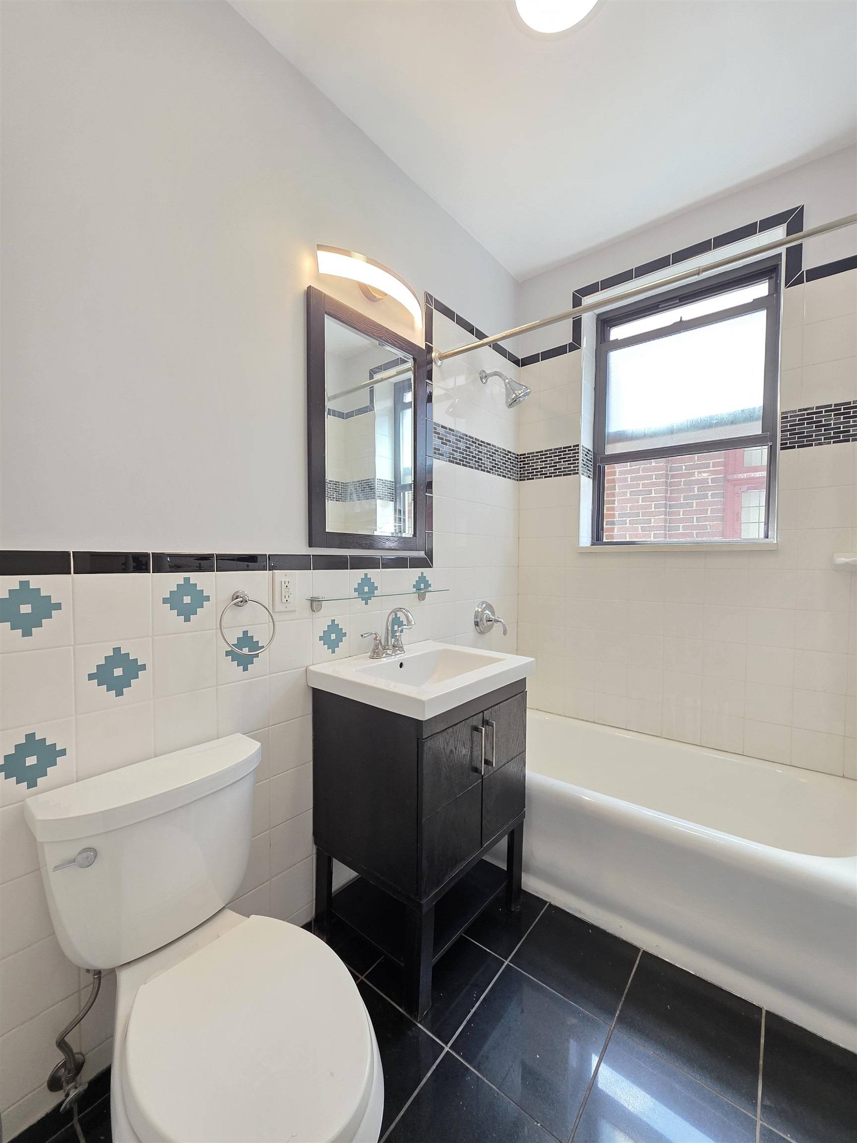 North Bergen, NJ 07047,331 79TH ST  #25