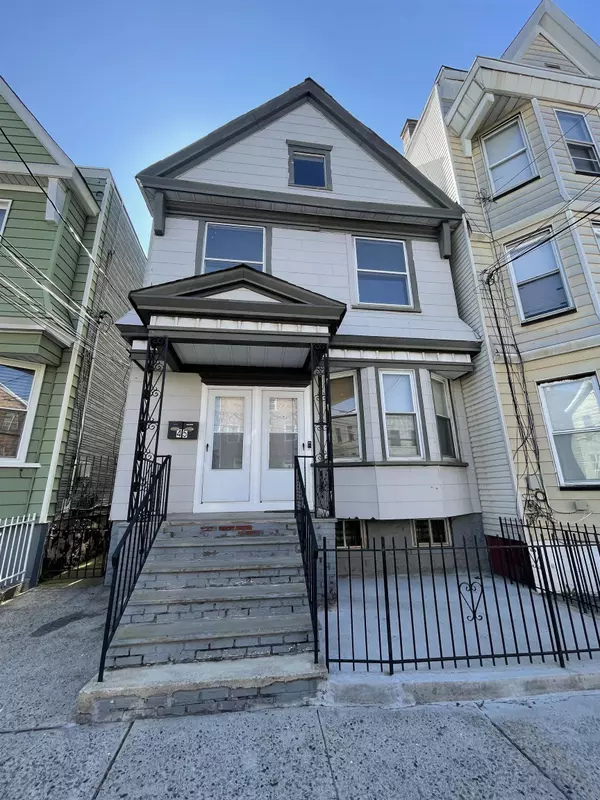 45 GREENVILLE AVE, Jc Greenville, NJ 07305