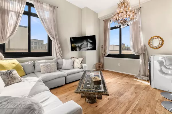 Weehawken, NJ 07086,530 GREGORY AVE  #C-408