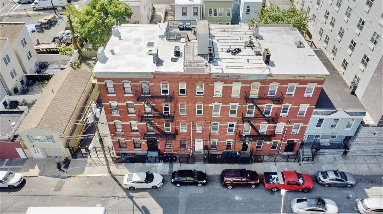 Jc Bergen-lafayett, NJ 07304,37 HARMON ST