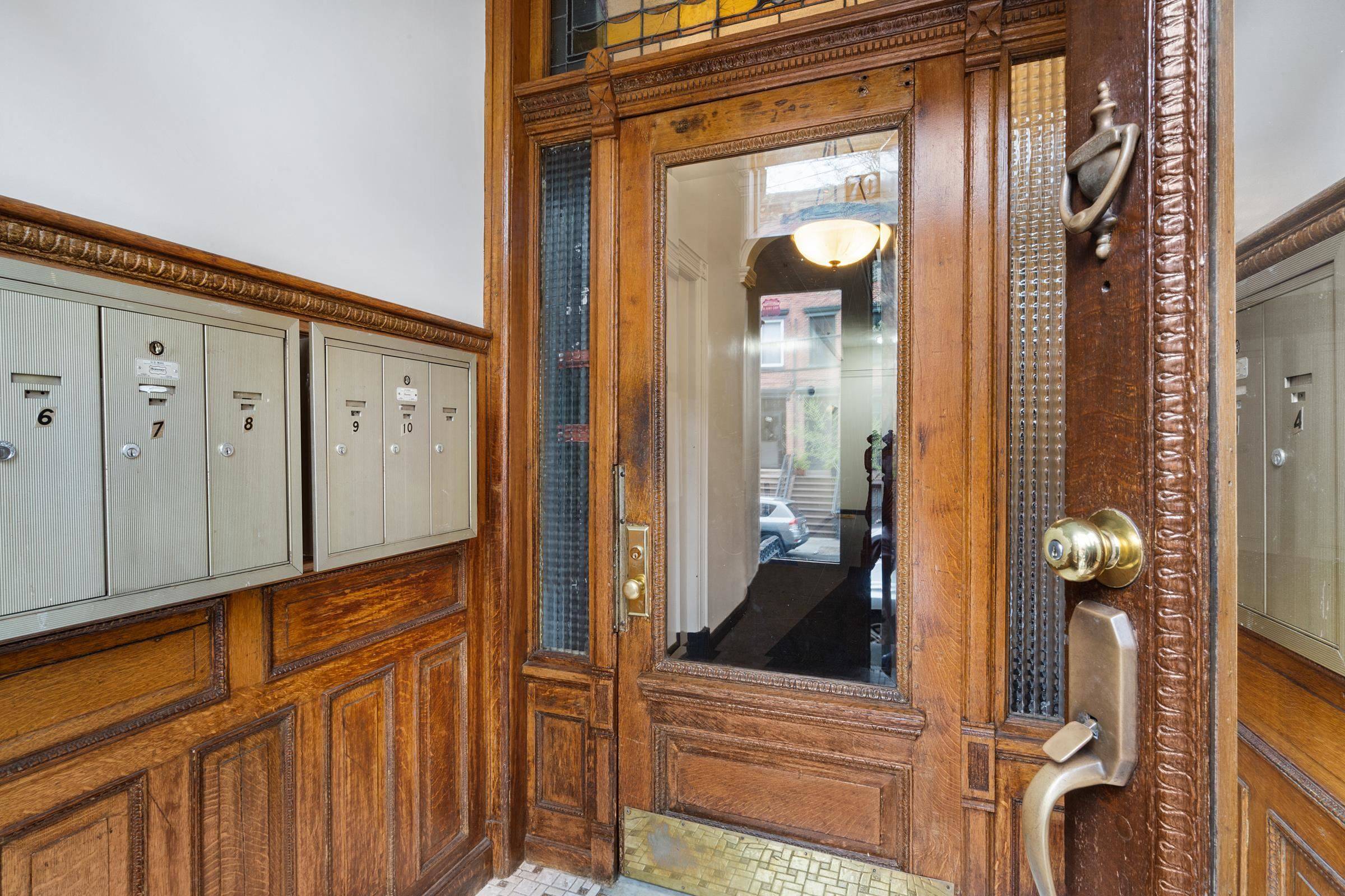 Hoboken, NJ 07030,703 PARK AVE  #1