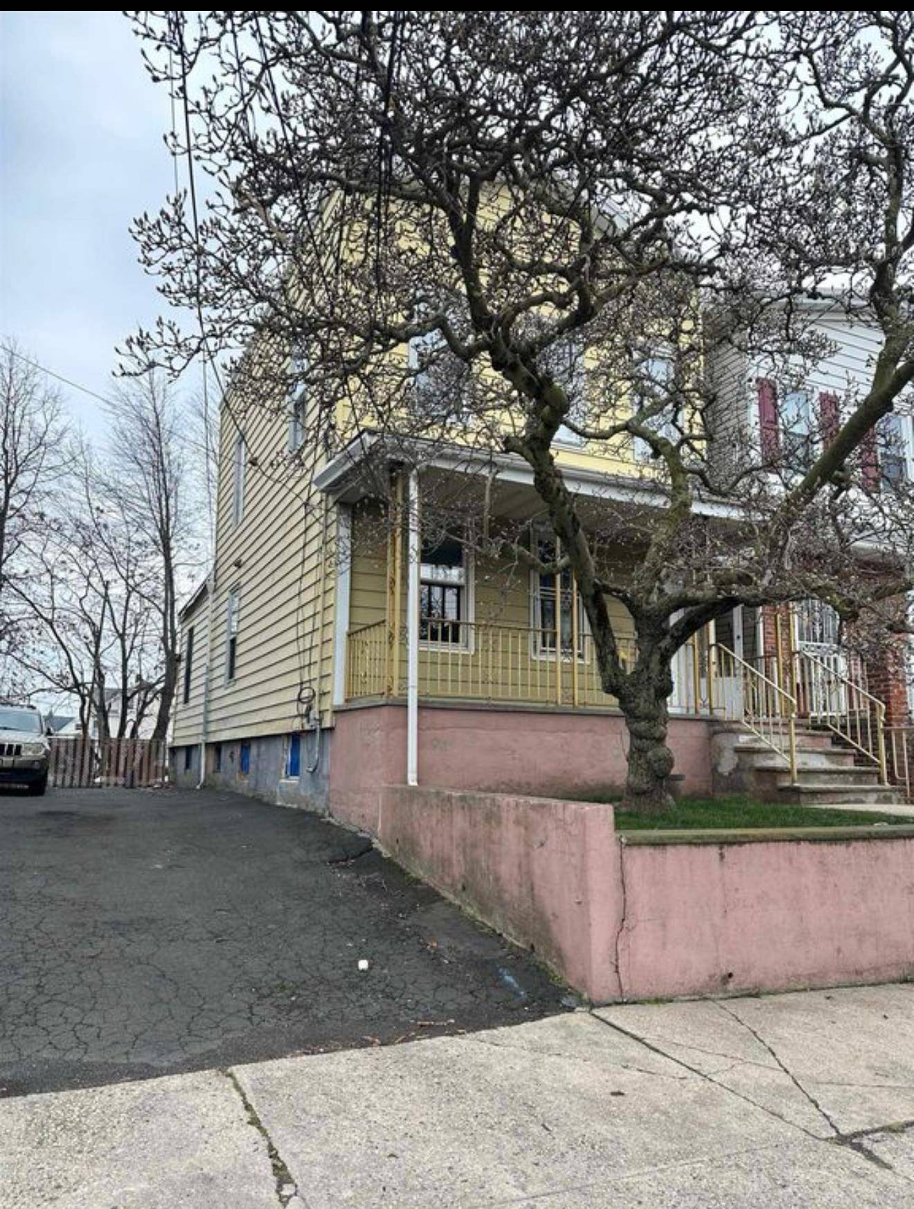448 AVENUE E  #1, Bayonne, NJ 07002
