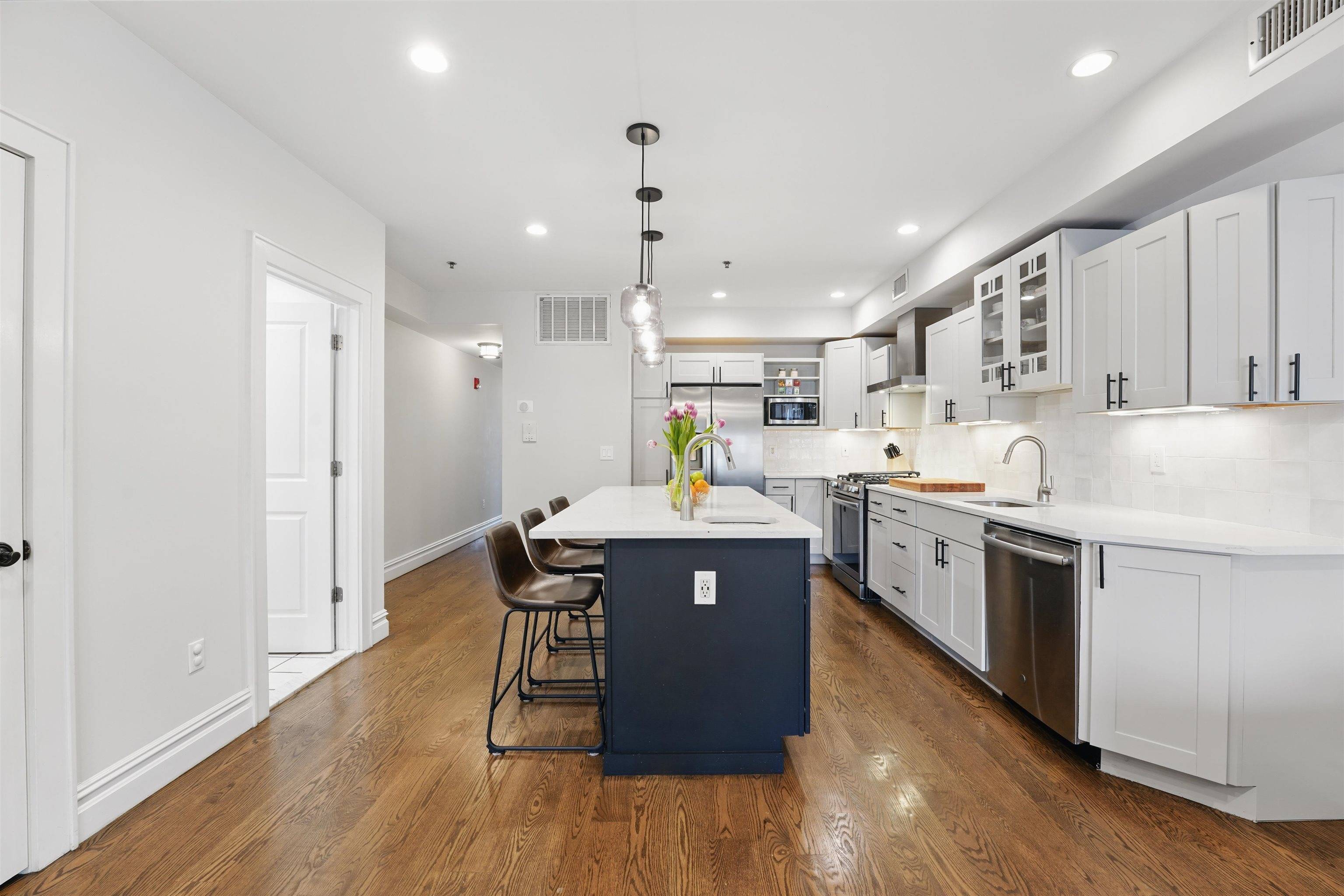 Hoboken, NJ 07030,610 MADISON ST  #3