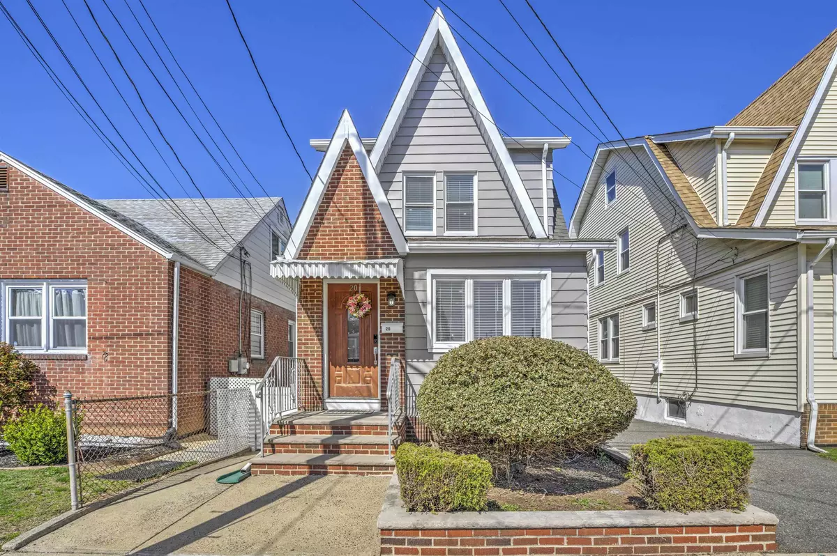 North Arlington, NJ 07031,20 ARLINGTON BLVD