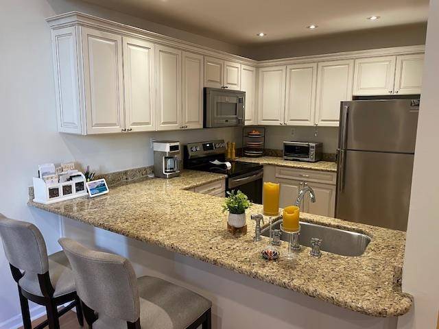 Hoboken, NJ 07030,450 7TH ST  #1J