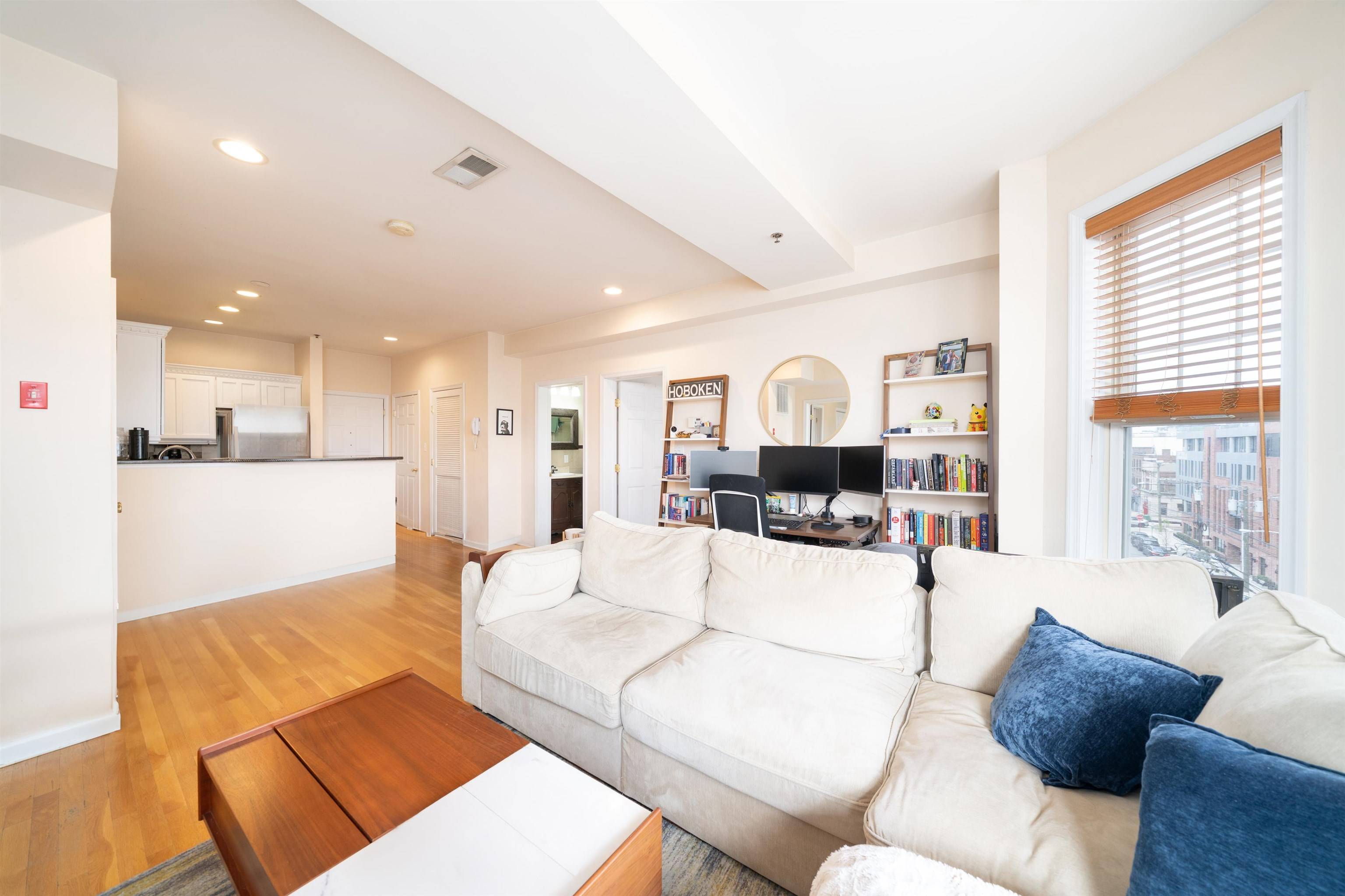 Hoboken, NJ 07030,704 CLINTON ST  #5D