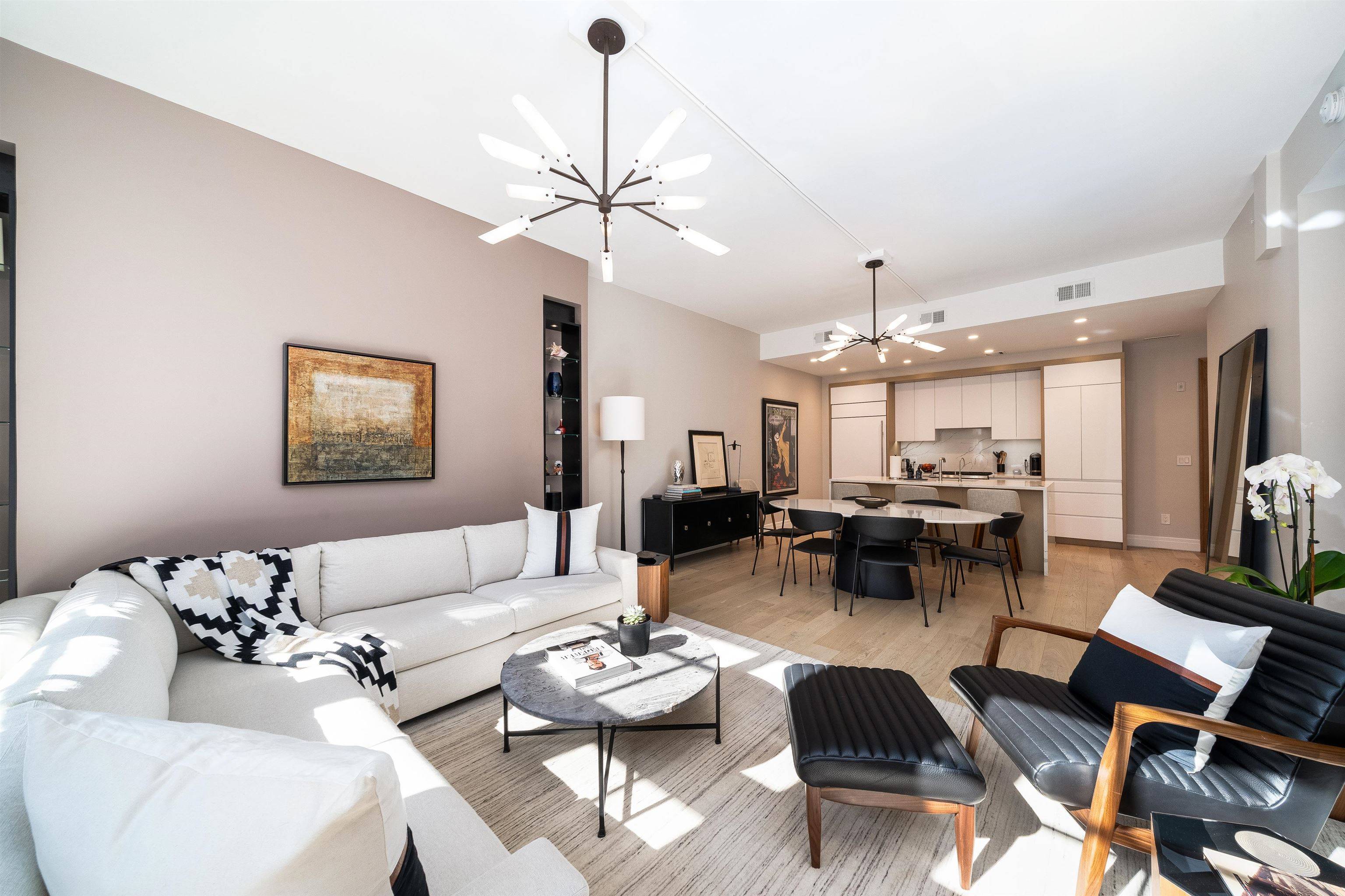 Hoboken, NJ 07030,720 CLINTON ST  #202