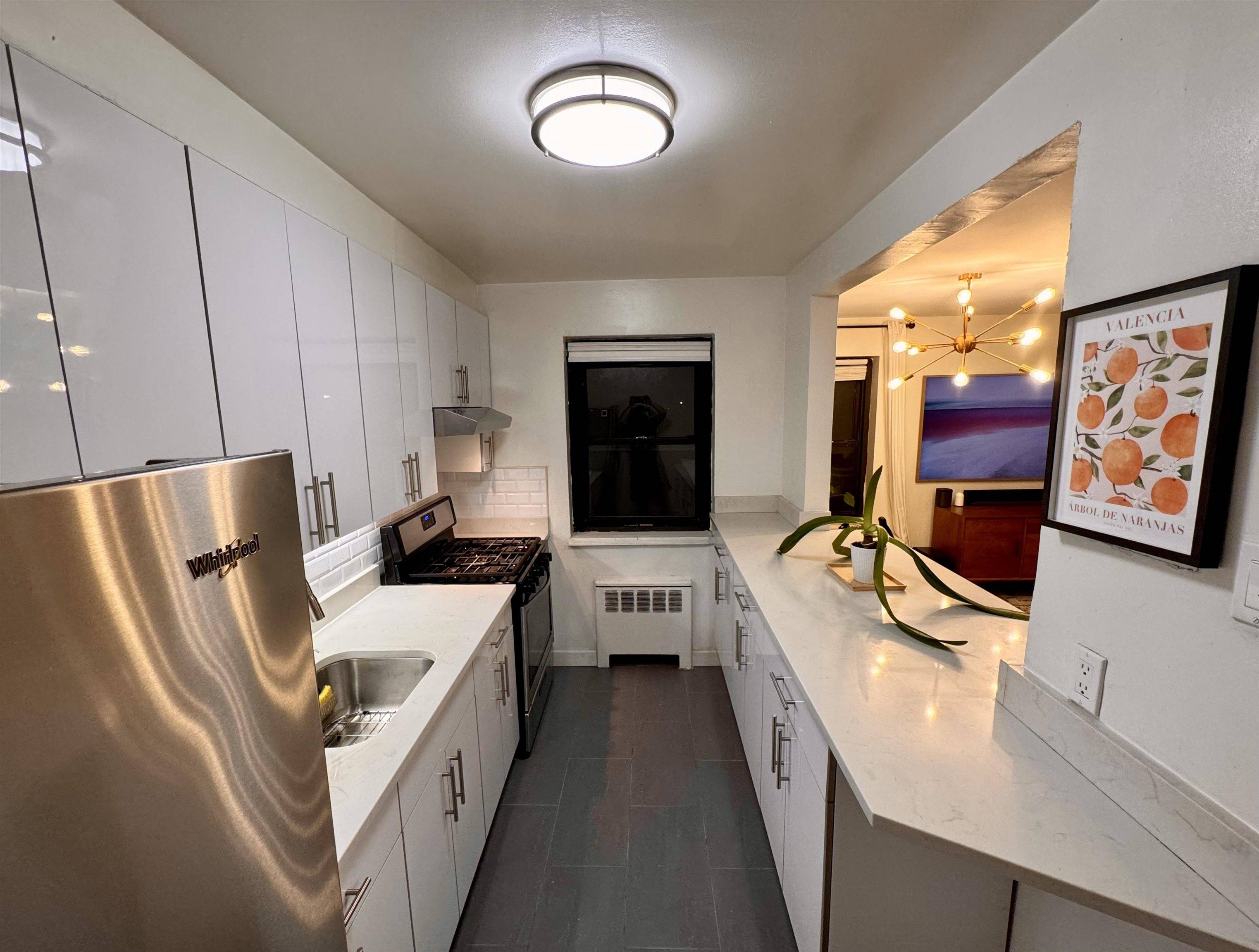 Fort Lee, NJ 07024,2329 HUDSON TERRACE  #B4