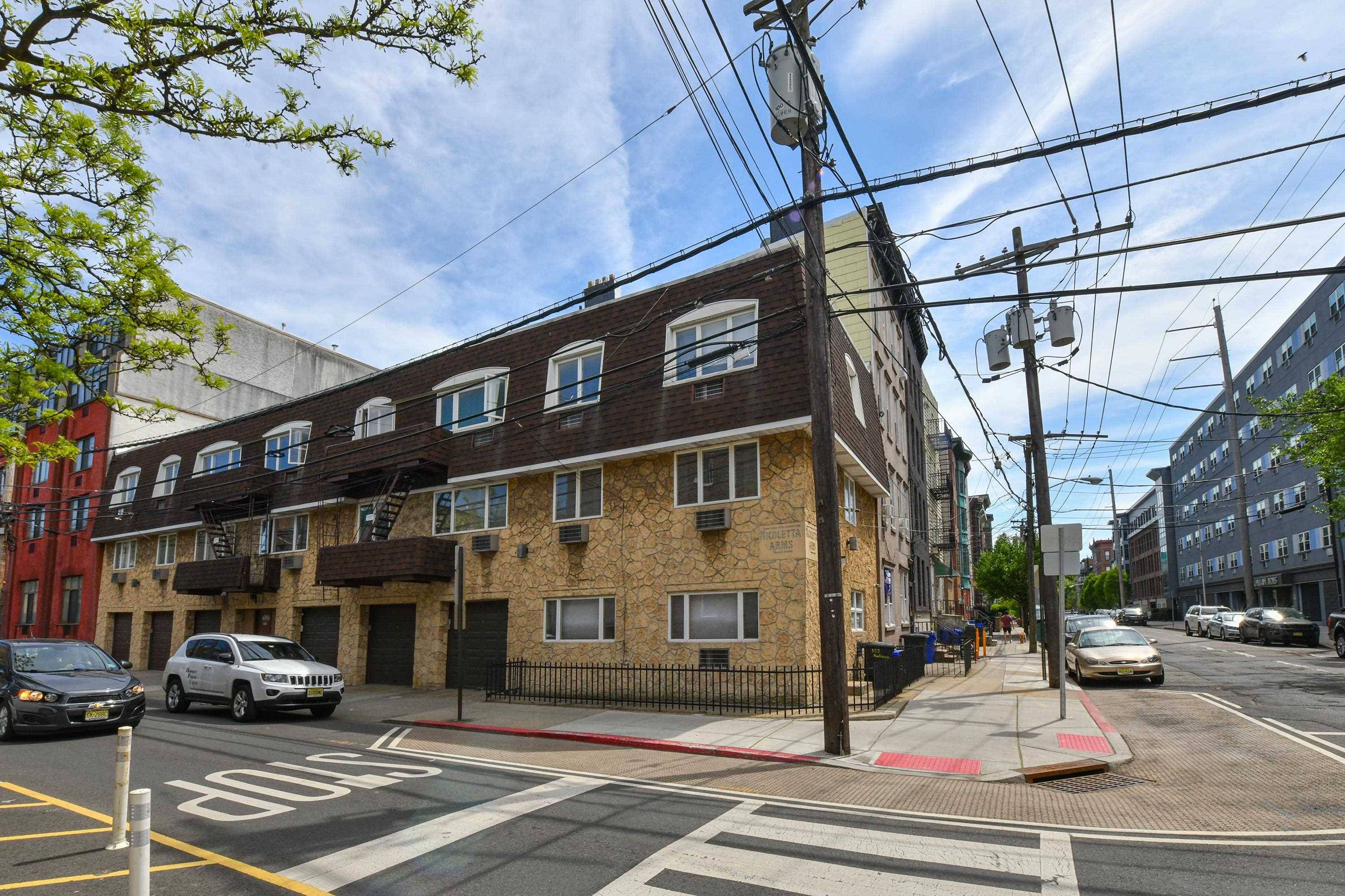533 MADISON AVE  #3C, Hoboken, NJ 07030
