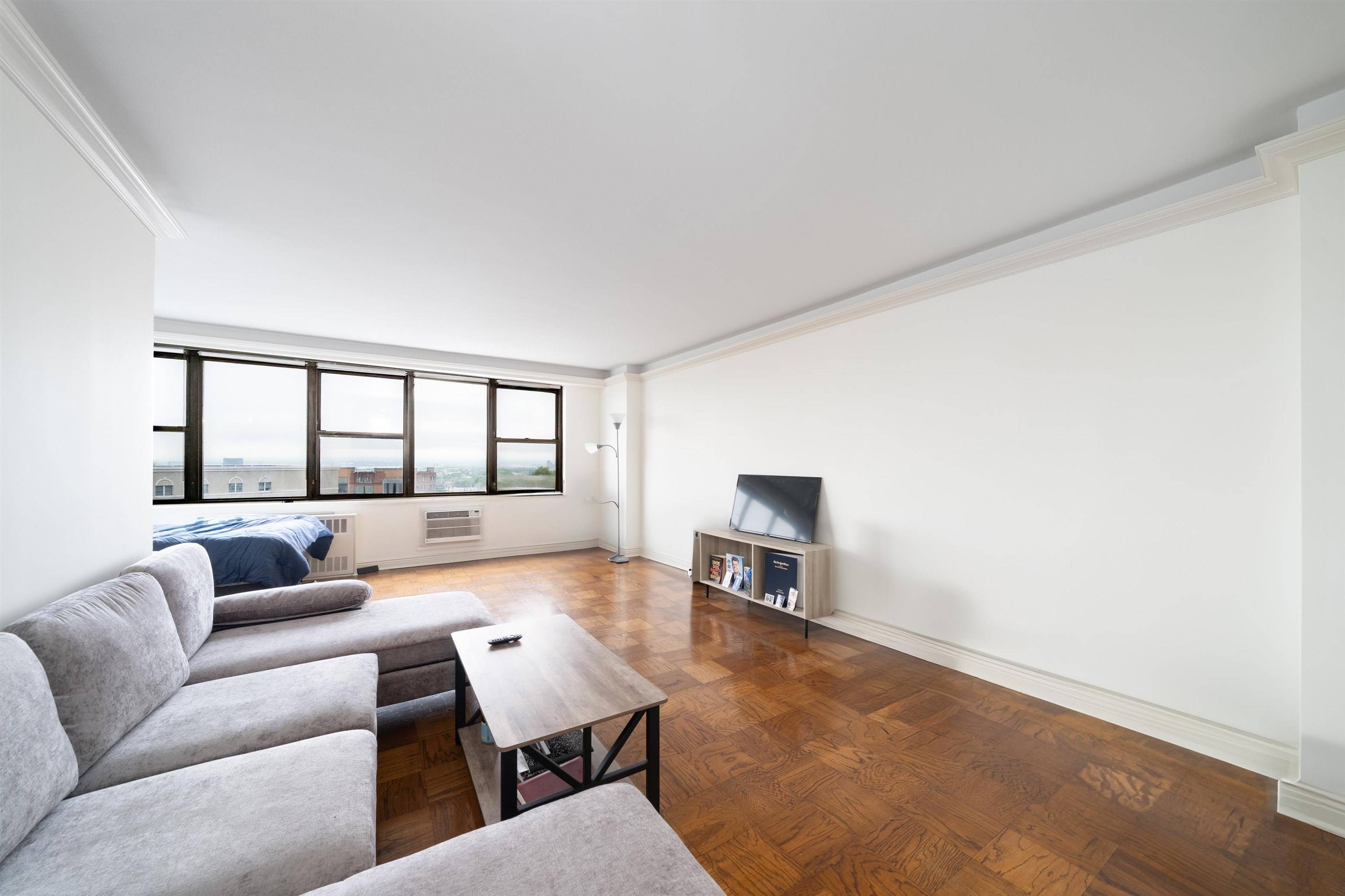 Union City, NJ 07087,500 CENTRAL AVE  #816