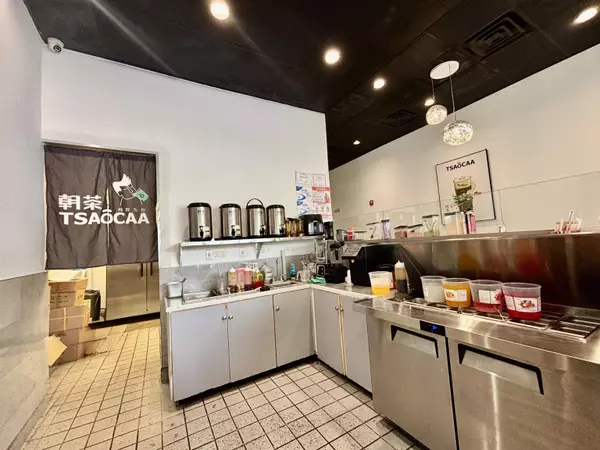 Secaucus, NJ 07094,700 PLAZA DR