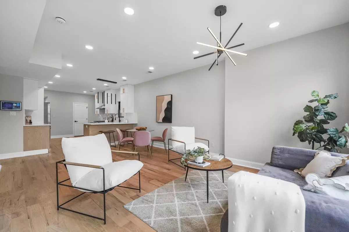 Jc Bergen-lafayett, NJ 07305,98 CLAREMONT AVE  #2