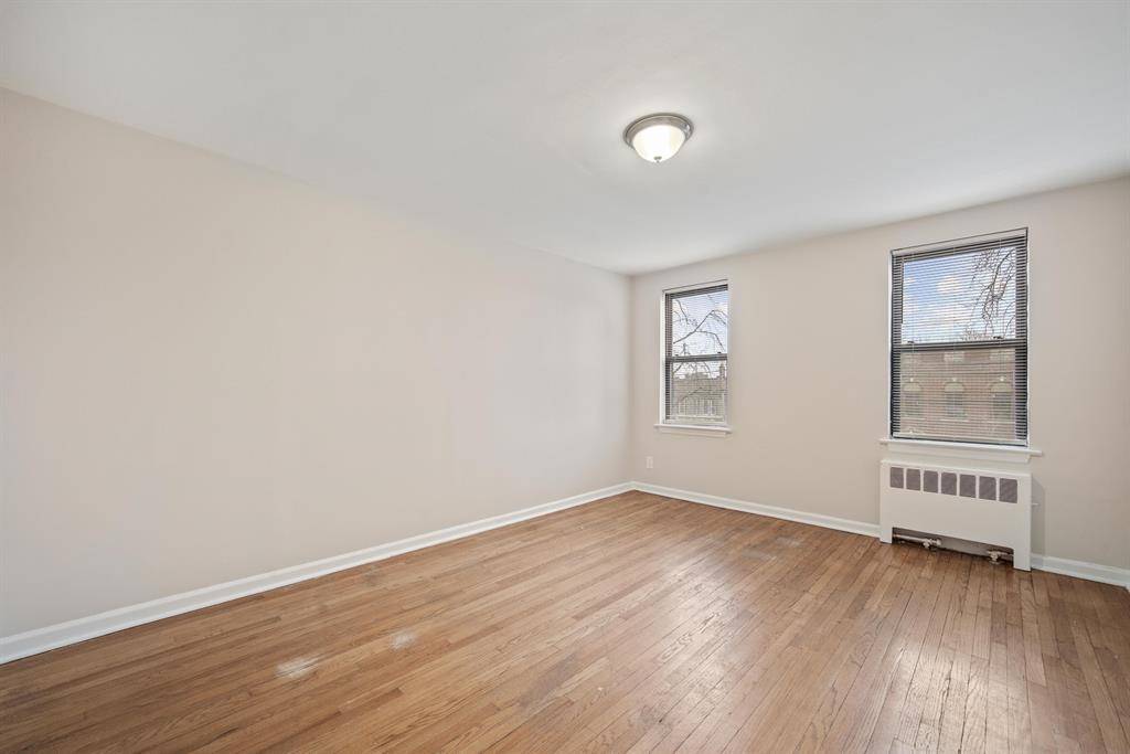 Bayonne, NJ 07002,1011 AVENUE C  #322