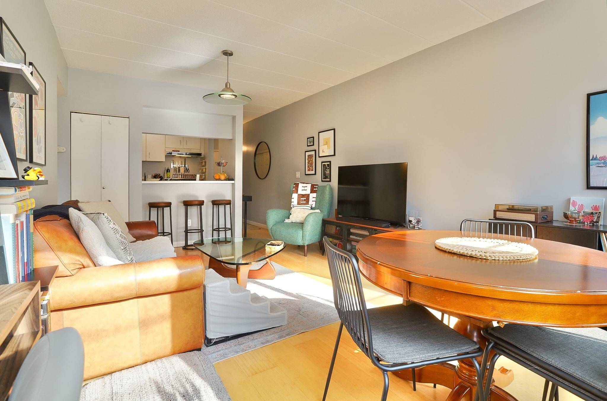 463 1ST ST #3B, Hoboken, NJ 07030