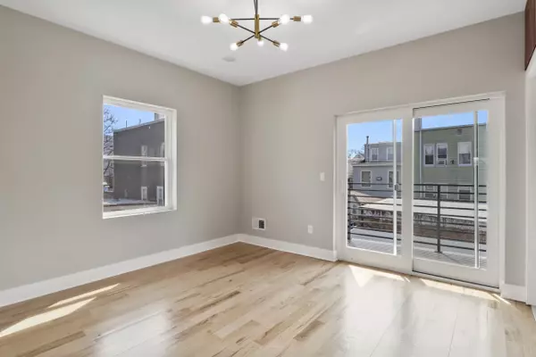 Jc Heights, NJ 07307,43 GRACE ST  #1