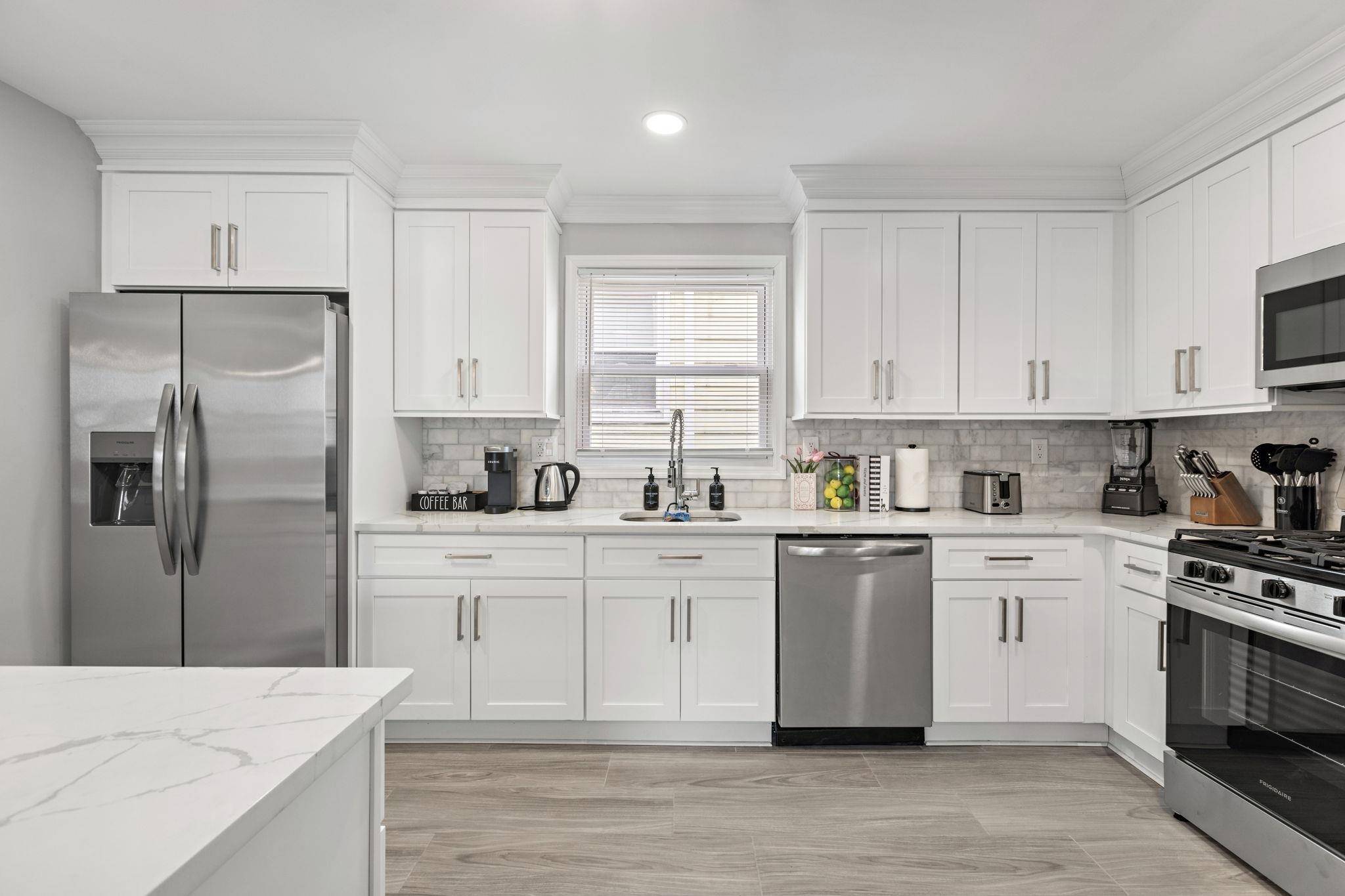 728 KENNEDY BLVD #3, Bayonne, NJ 07002
